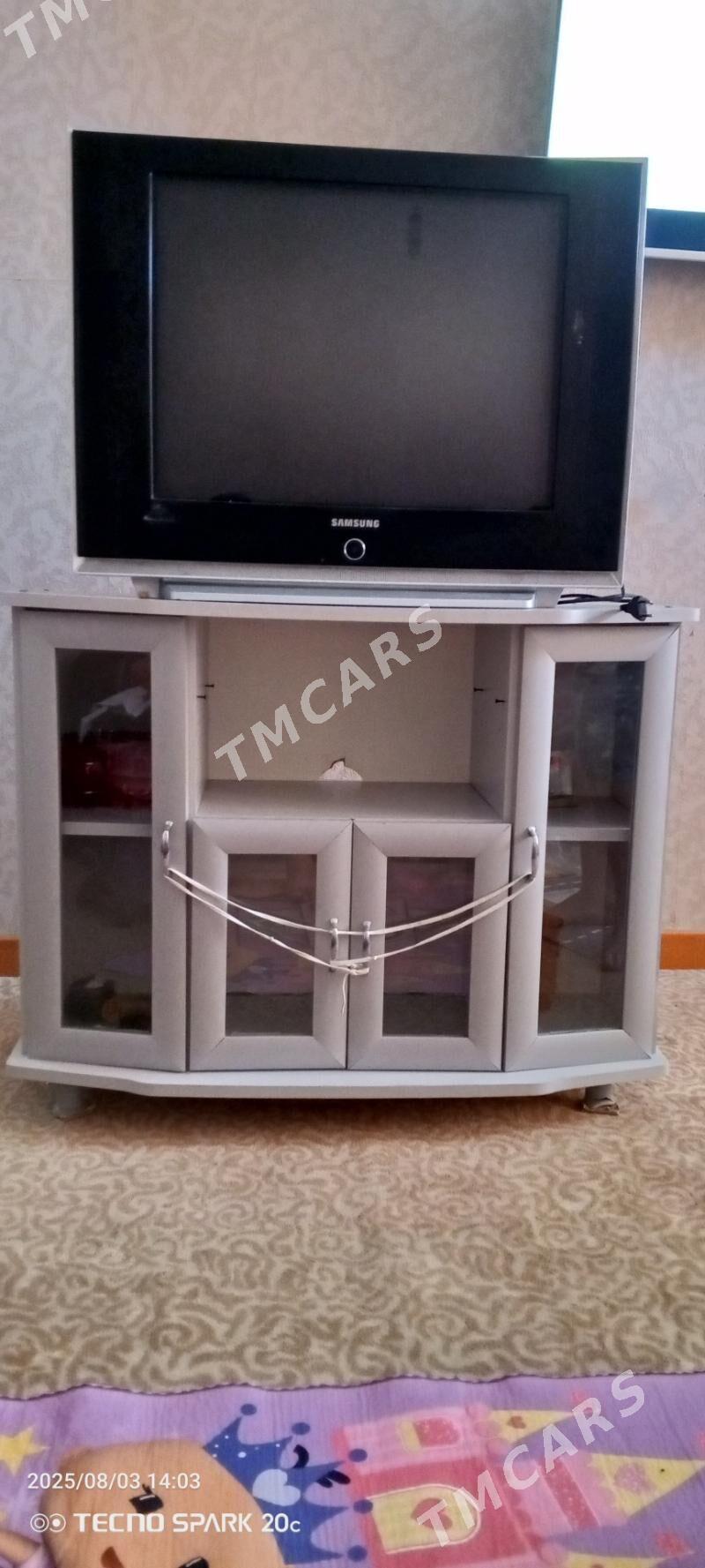 телевизор и подставка - Туркменбаши - img 1