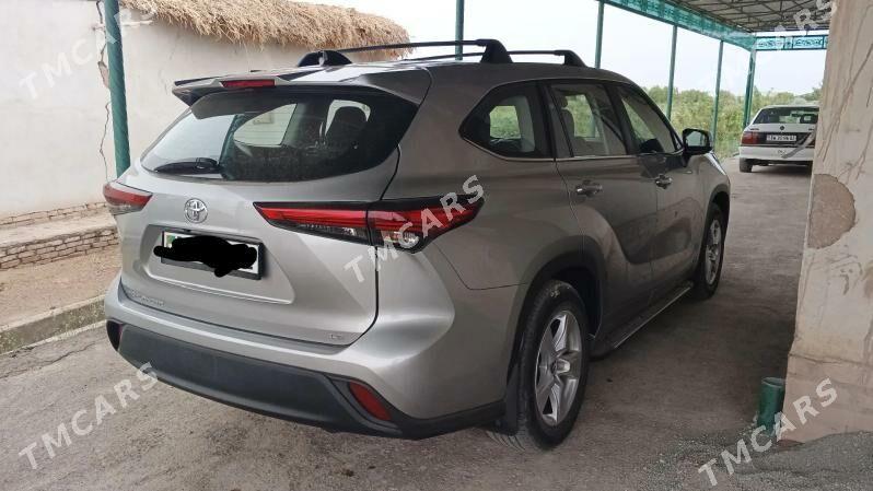 Toyota Highlander 2023 - 490 000 TMT - Дашогуз - img 2