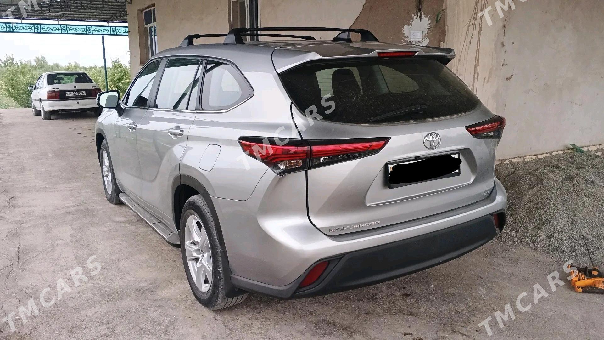 Toyota Highlander 2023 - 490 000 TMT - Дашогуз - img 4