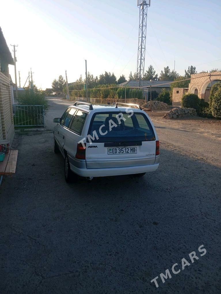 Opel Astra 1992 - 28 000 TMT - Мары - img 7