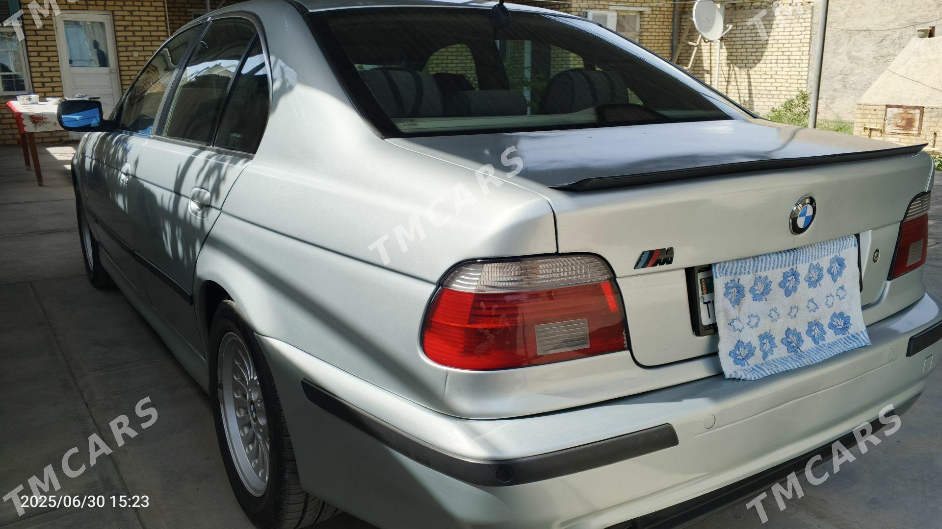 BMW E39 2000 - 131 000 TMT - Мары - img 3