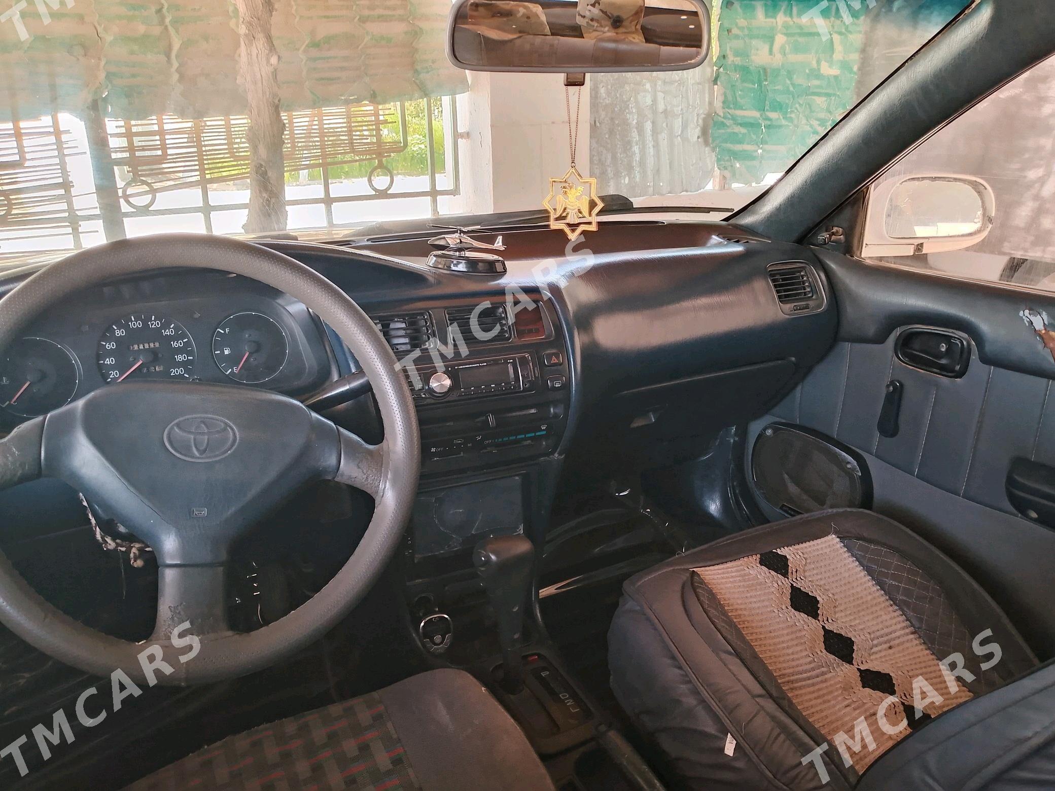 Toyota Corolla 1996 - 48 000 TMT - Türkmenabat - img 3