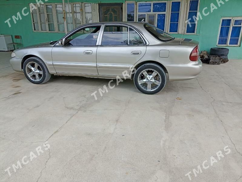 Hyundai Sonata 1997 - 60 000 TMT - Бахарден - img 6