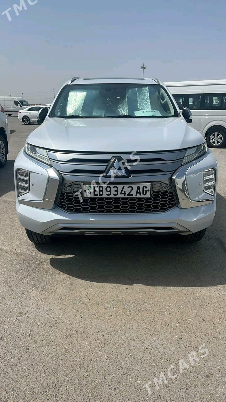 Mitsubishi Pajero 2020 - 430 000 TMT - Aşgabat - img 2