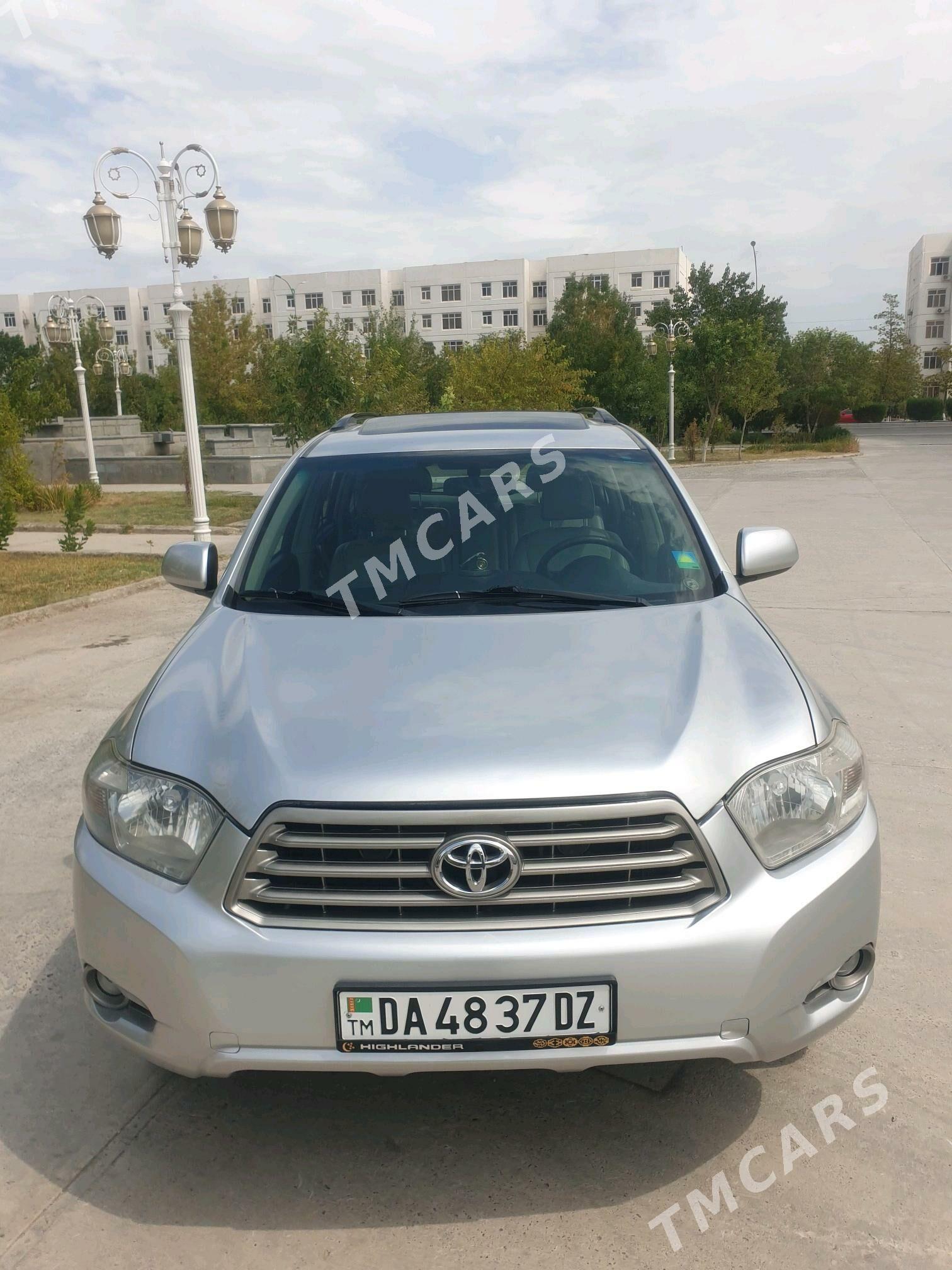 Toyota Highlander 2010 - 300 000 TMT - Дашогуз - img 2