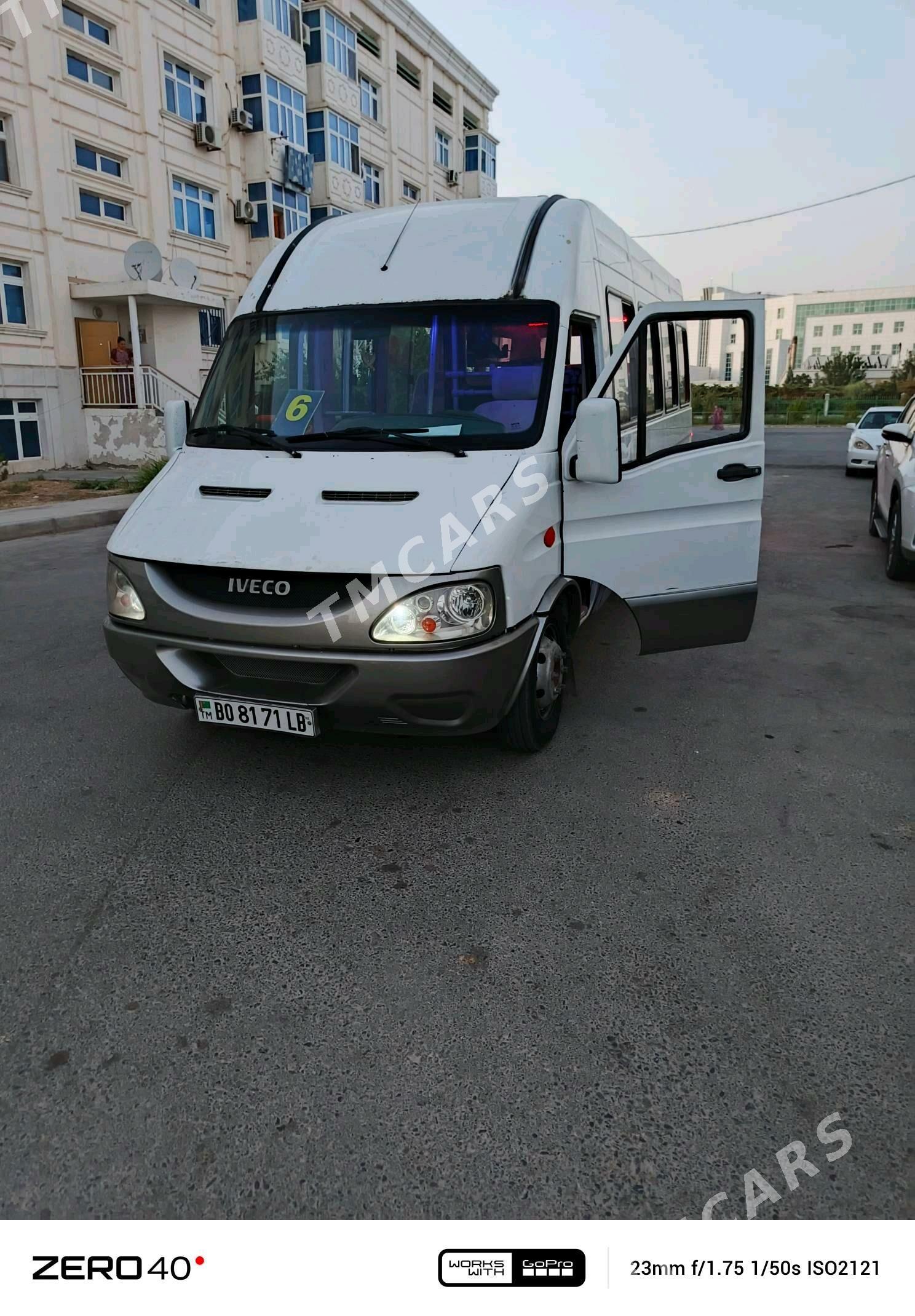 Mitsubishi Rosa 2006 - 240 000 TMT - Туркменабат - img 2