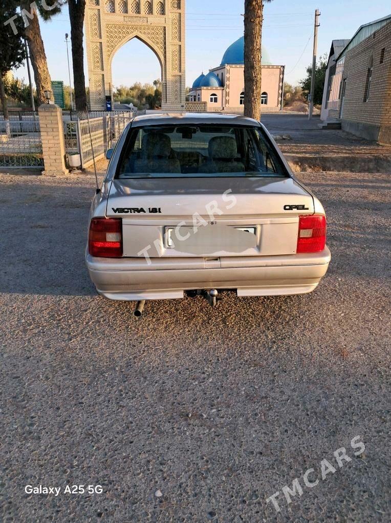 Opel Vectra 1992 - 40 000 TMT - Мургап - img 3