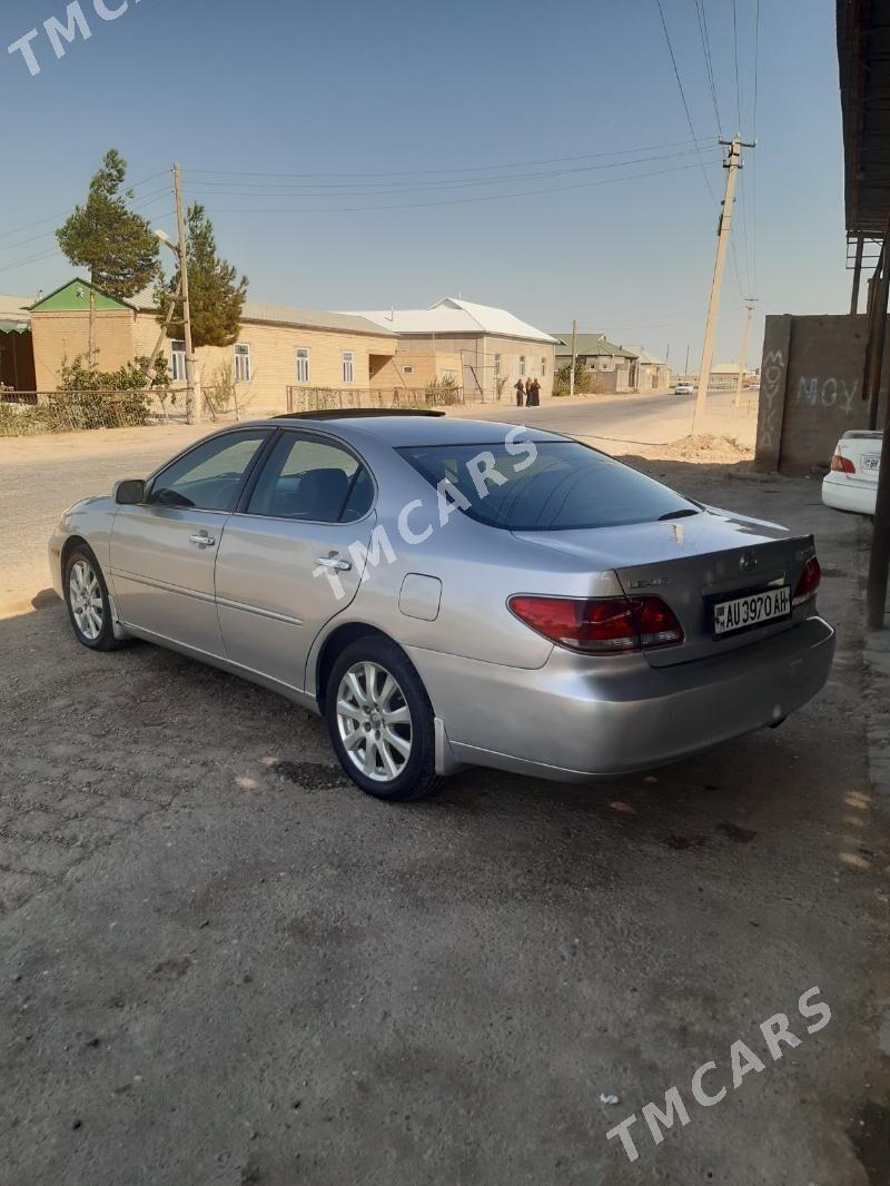 Lexus ES 300 2003 - 170 000 TMT - Мургап - img 4