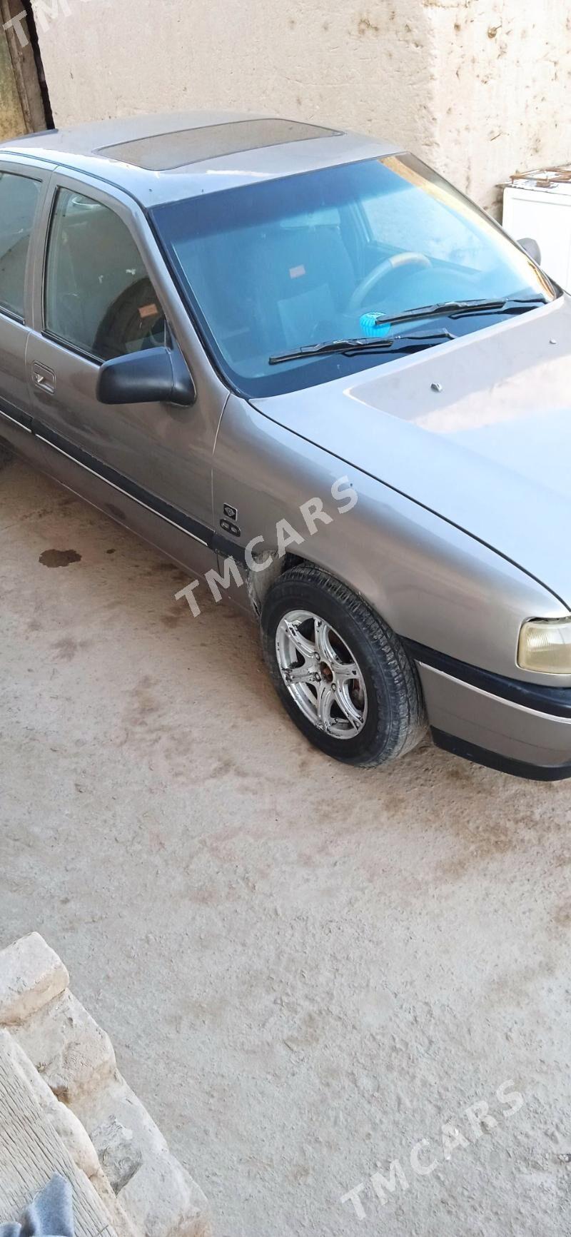 Opel Vectra 1992 - 40 000 TMT - Гурбансолтан Едже - img 5
