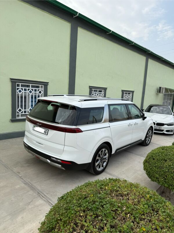 Kia Carnival 2023 - 1 465 000 TMT - Ашхабад - img 5