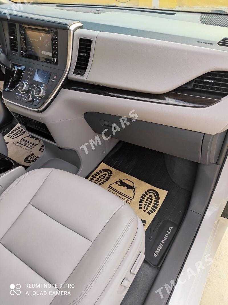 Toyota Sienna 2019 - 430 000 TMT - Мир 2 - img 8