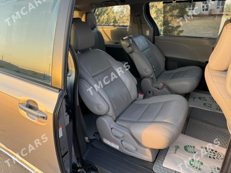 Toyota Sienna 2018 - 450 000 TMT - Balkanabat - img 9