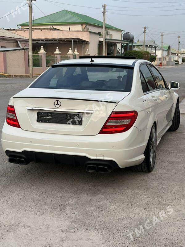Mercedes-Benz C300 2011 - 245 000 TMT - Bagyr - img 4