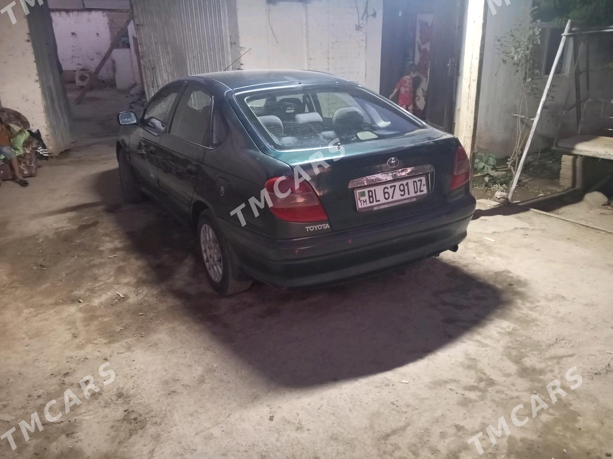 Toyota Avensis 2001 - 90 000 TMT - Daşoguz - img 5