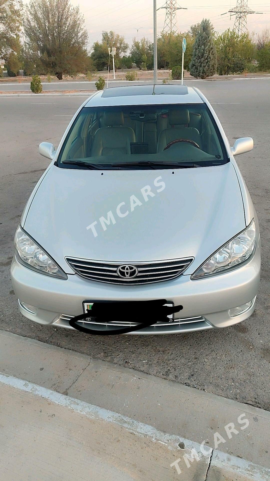 Toyota Camry 2005 - 250 000 TMT - Акдепе - img 4
