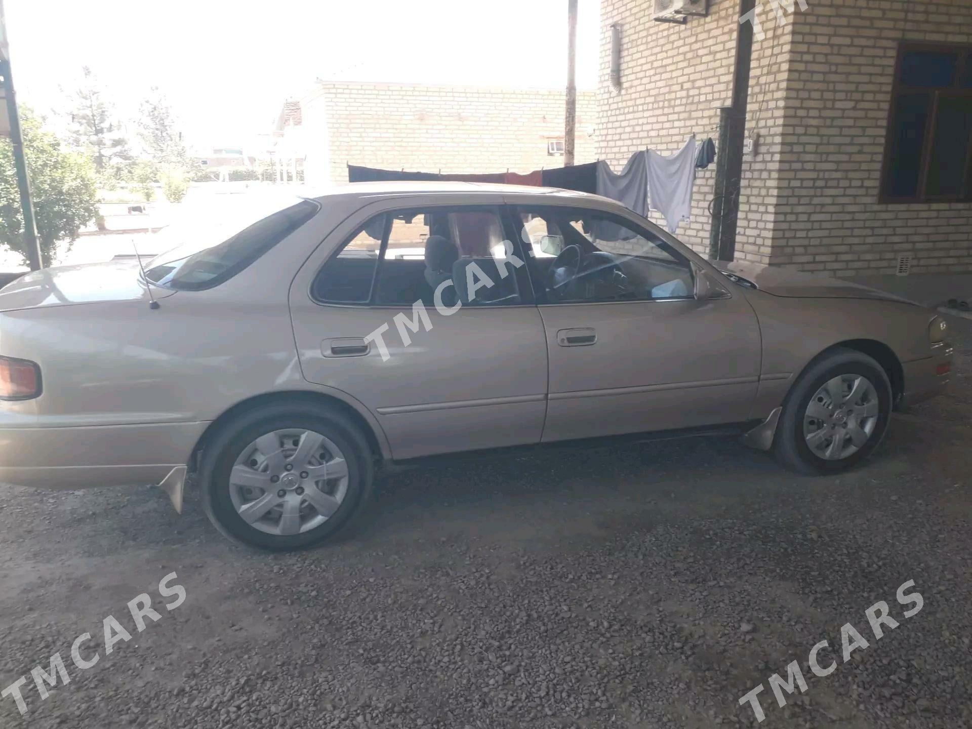 Toyota Camry 1993 - 88 000 TMT - Мургап - img 3