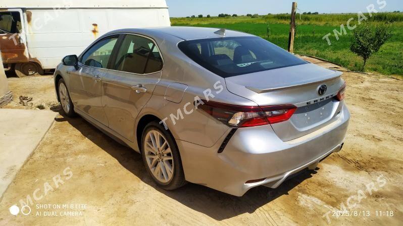 Toyota Camry 2021 - 310 000 TMT - Ýolöten - img 2