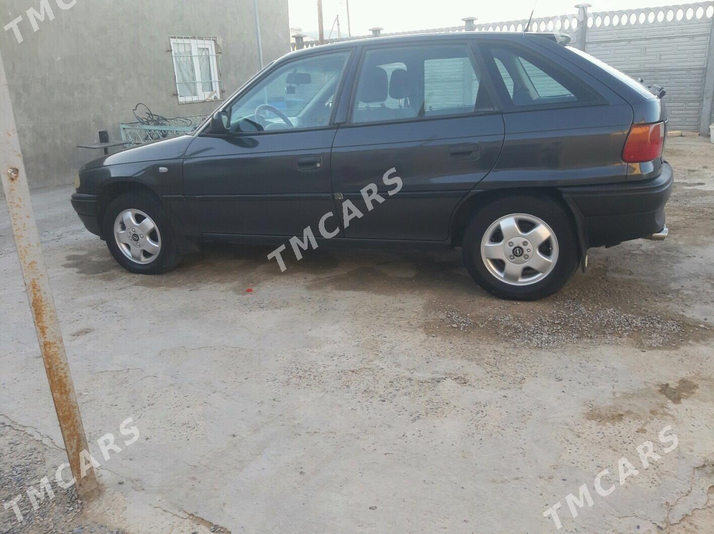 Opel Astra 1997 - 45 000 TMT - Шатлык - img 4