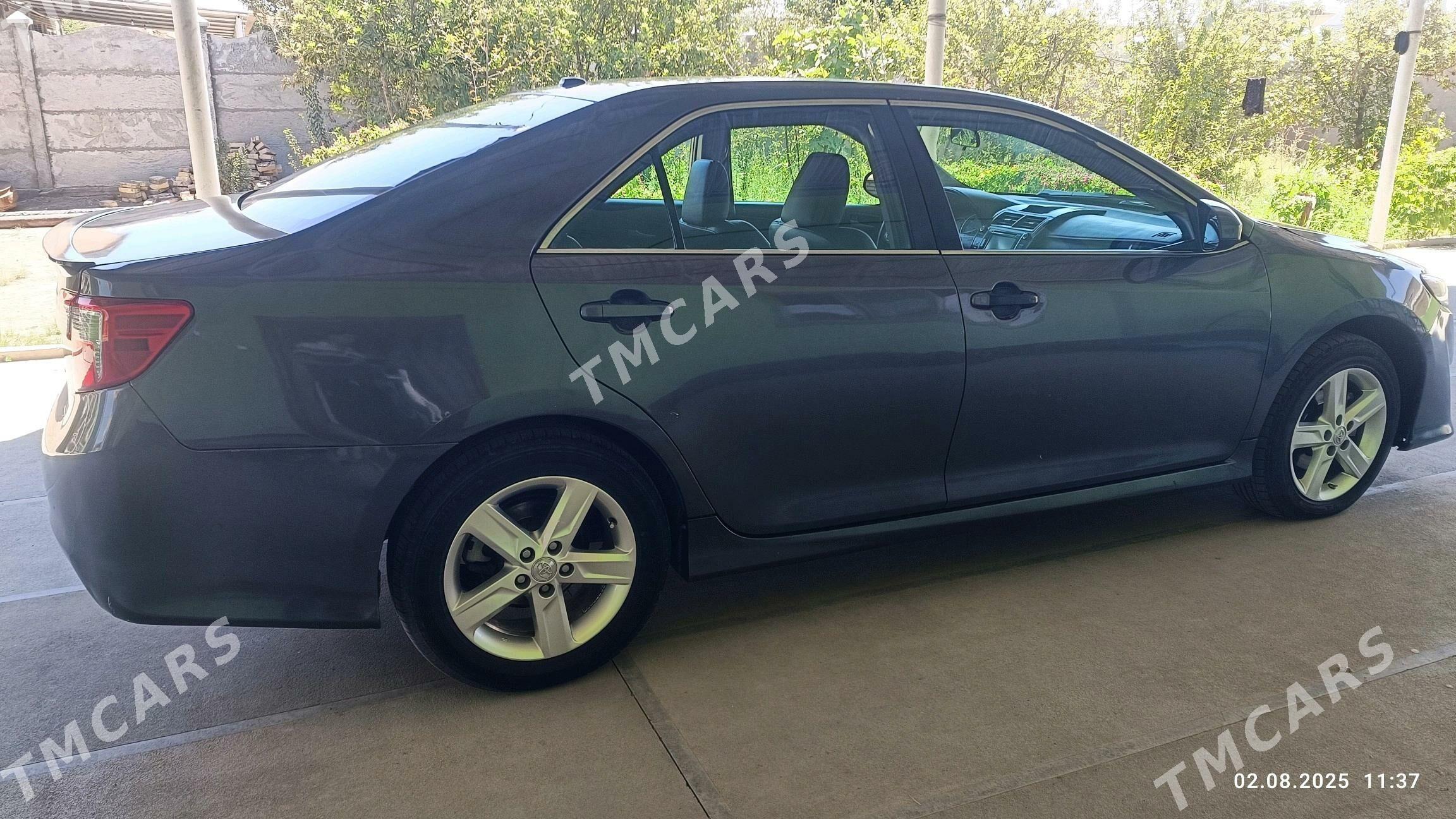 Toyota Camry 2012 - 210 000 TMT - Şatlyk - img 4