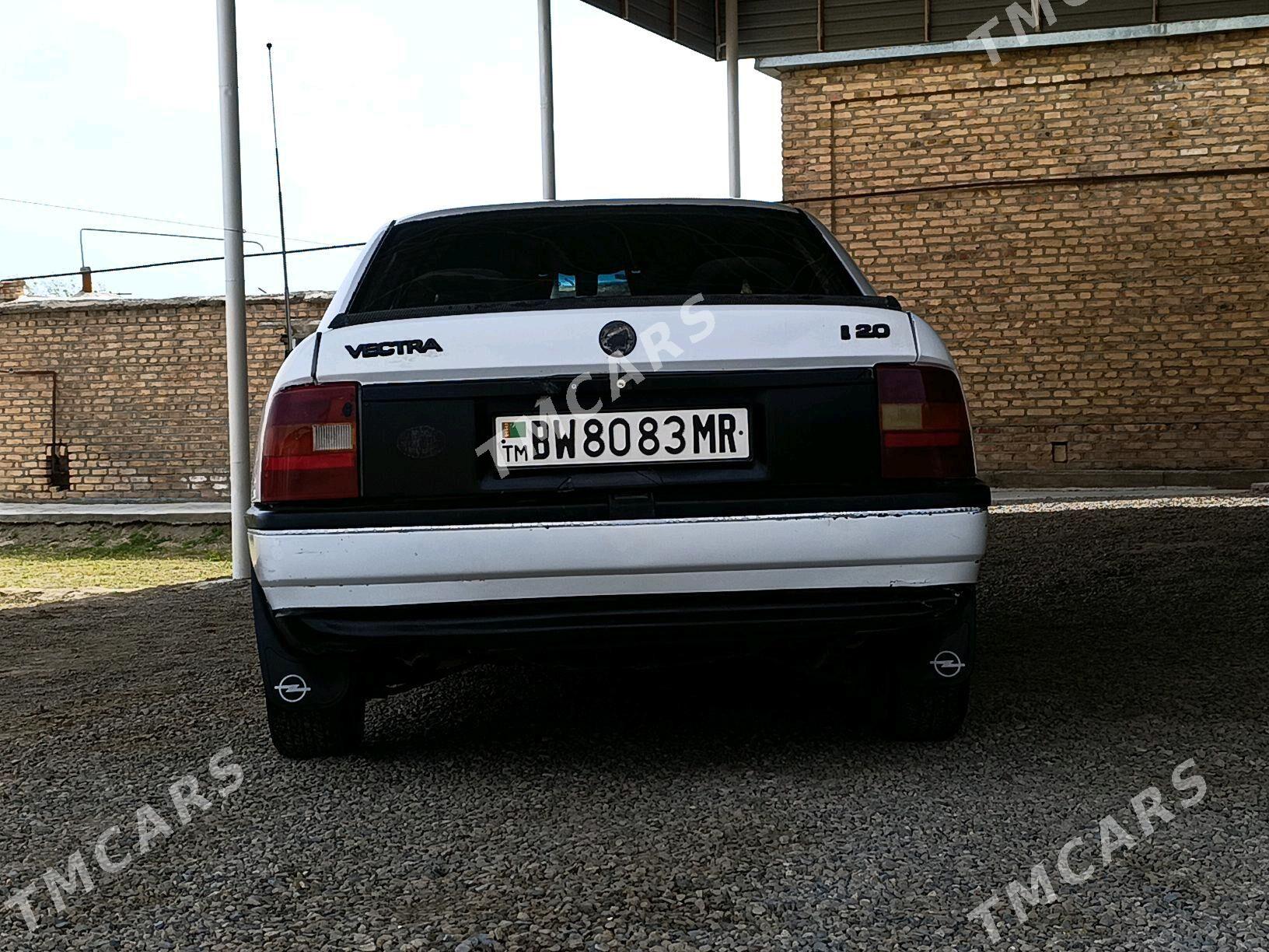 Opel Vectra 1989 - 32 000 TMT - Murgap - img 2