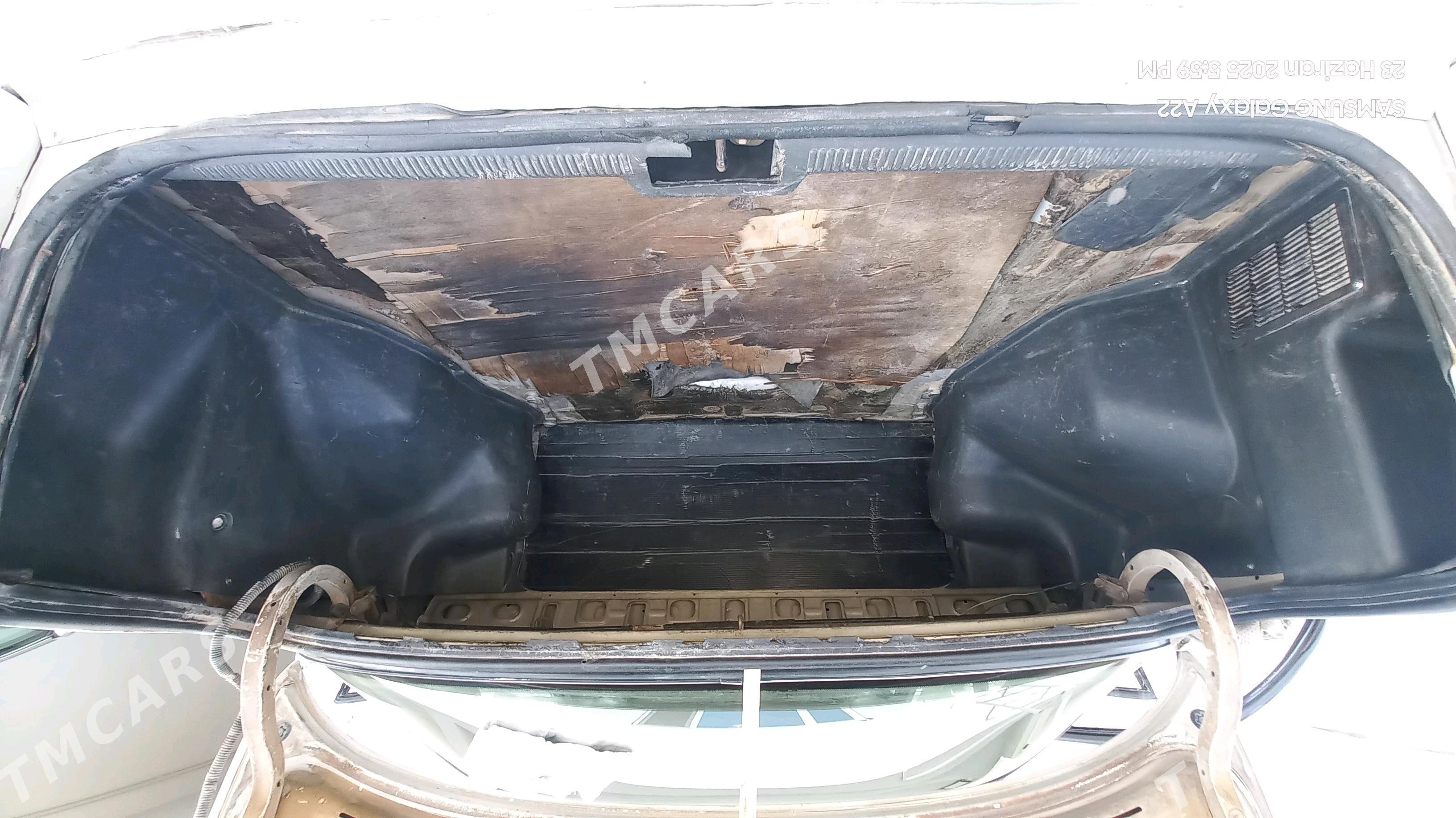Hyundai Elantra 1995 - 25 000 TMT - Мары - img 6