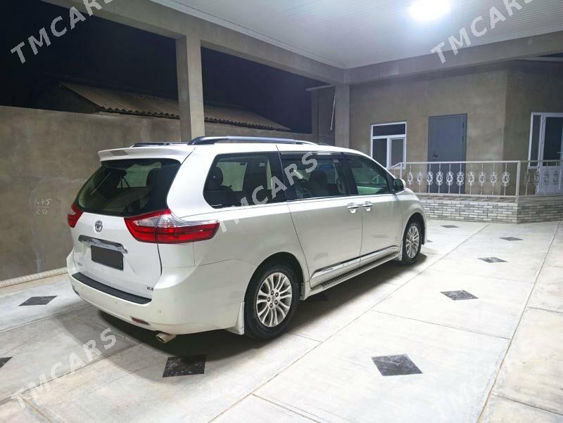 Toyota Sienna 2016 - 420 000 TMT - Балканабат - img 7
