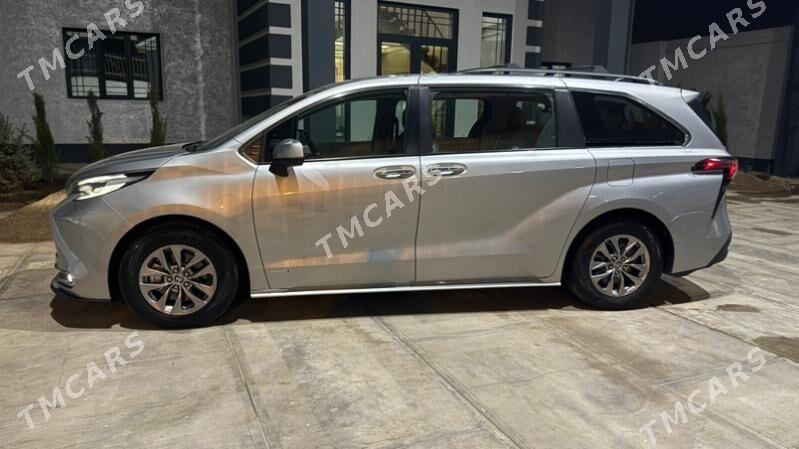 Toyota Sienna 2022 - 555 000 TMT - Ашхабад - img 8