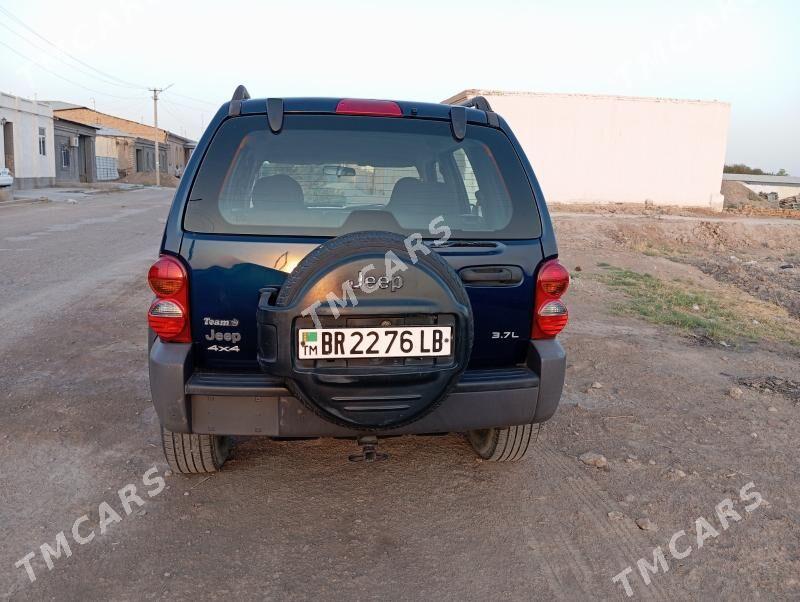 Jeep Liberty 2003 - 170 000 TMT - Туркменабат - img 3