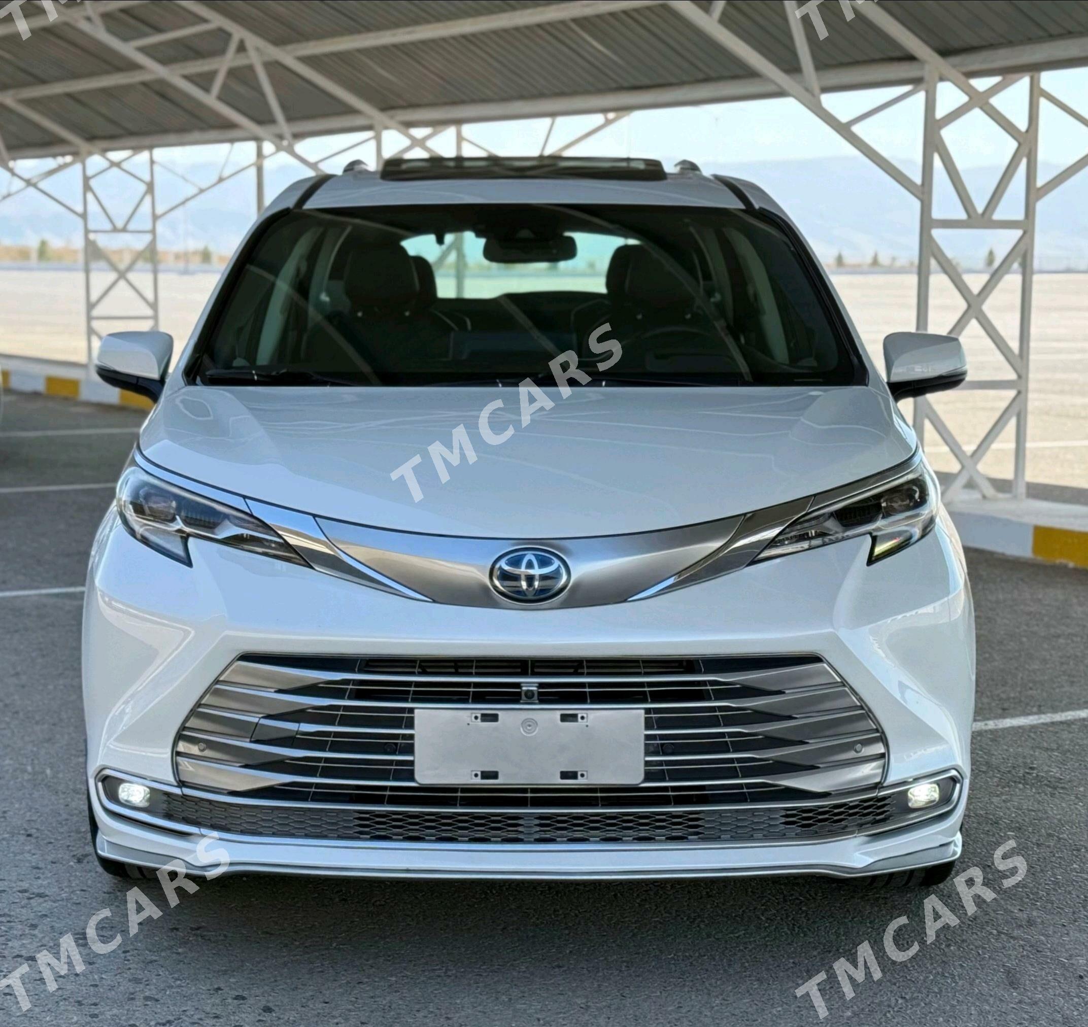 Toyota Sienna 2021 - 640 000 TMT - Aşgabat - img 3