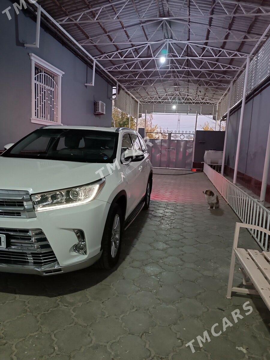 Toyota Highlander 2019 - 460 000 TMT - Теджен - img 7