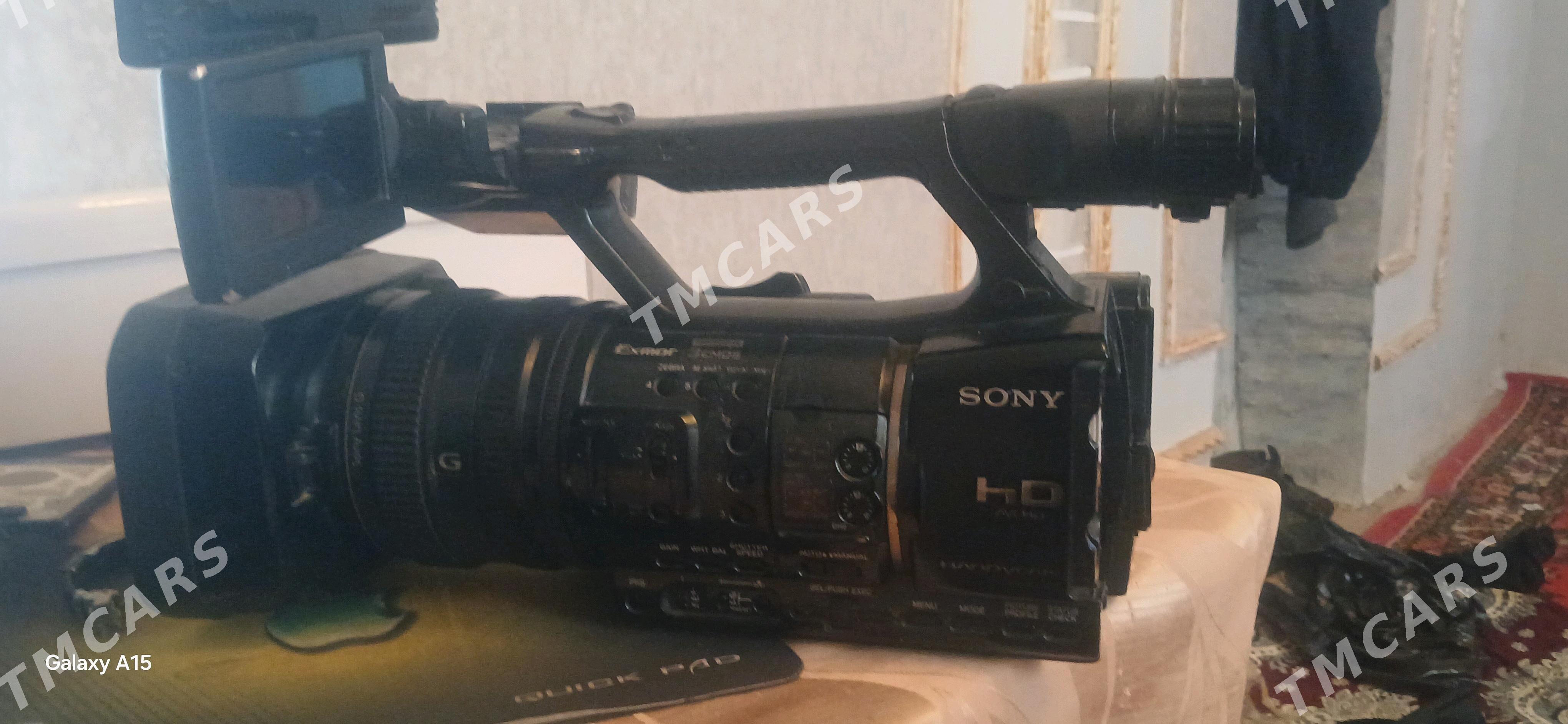 Sony AX2000 - Дашогуз - img 2