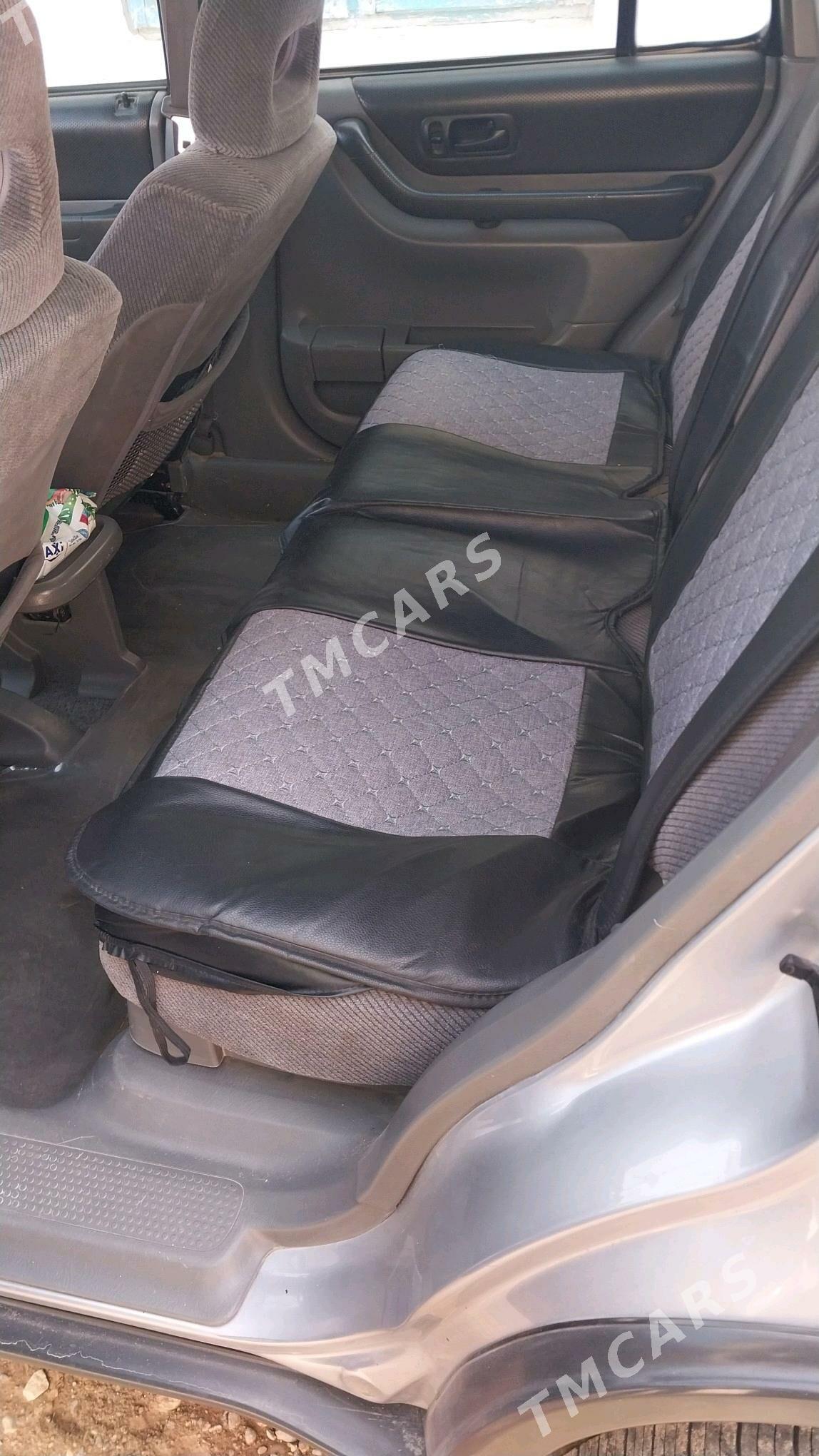 Honda CR-V 2001 - 50 000 TMT - Теджен - img 3