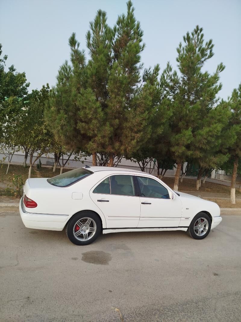 Mercedes-Benz E280 1999 - 56 000 TMT - Теджен - img 3