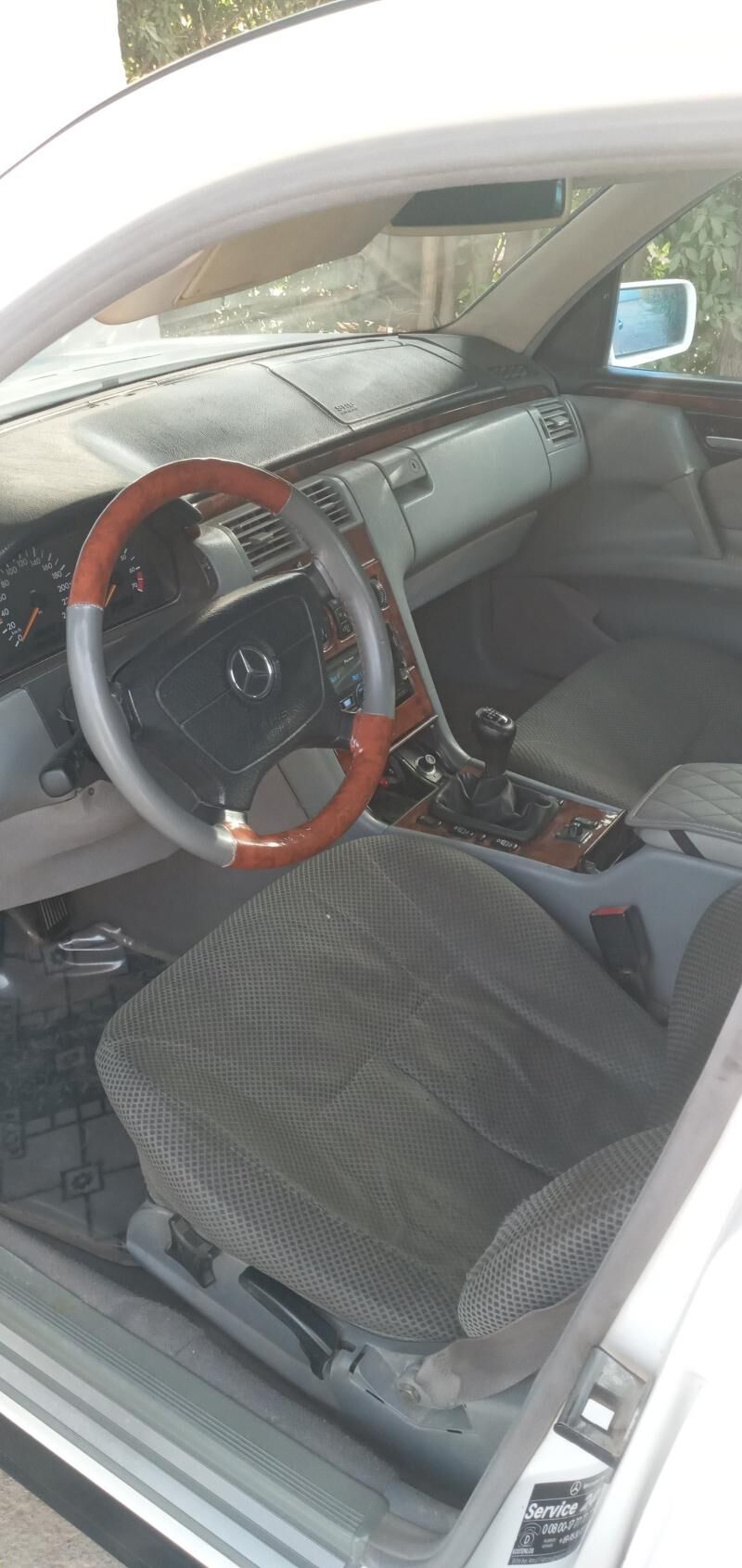 Mercedes-Benz E280 1999 - 56 000 TMT - Теджен - img 5