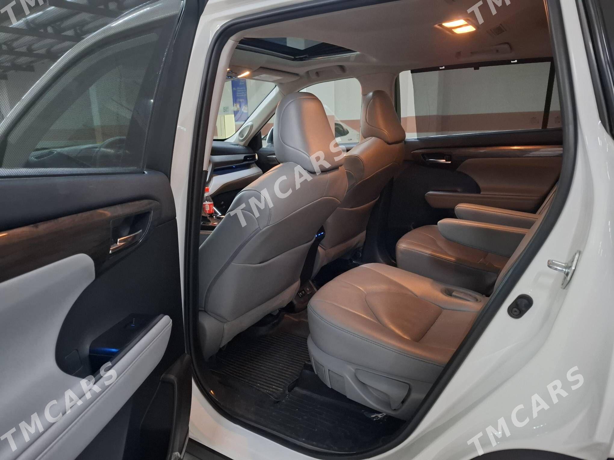 Toyota Highlander 2021 - 568 000 TMT - Ашхабад - img 3