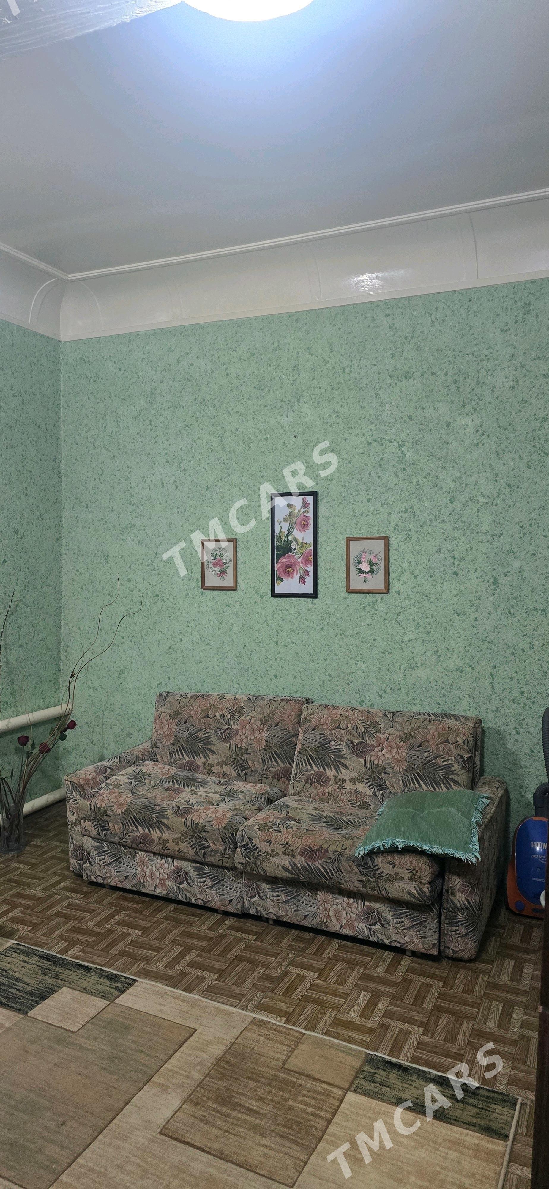 ДОМ  ГАГАРИНАСОВ СОКОЛОВ - Aşgabat - img 3