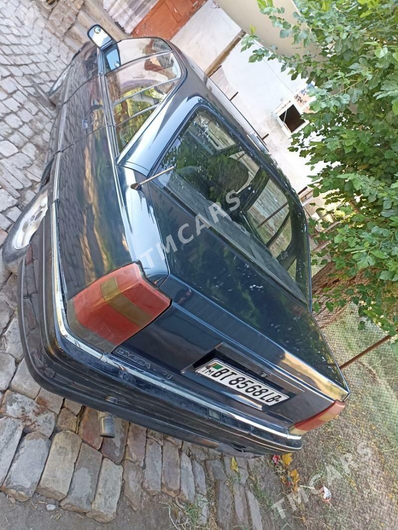 Opel Omega 1991 - 18 000 TMT - Туркменабат - img 4