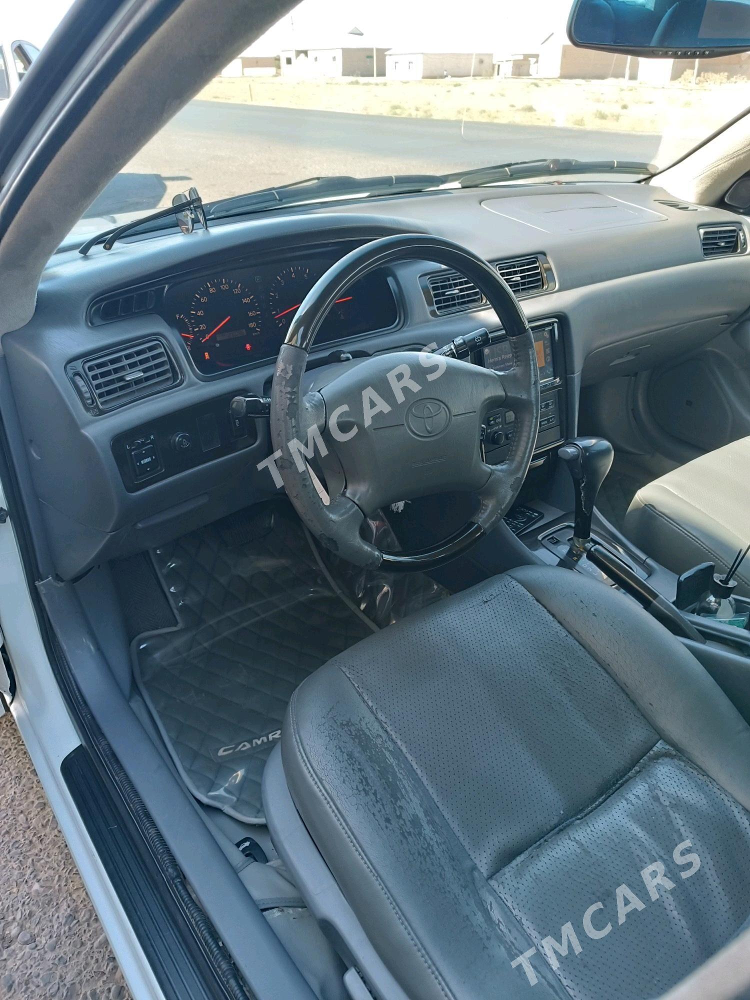 Toyota Camry 2001 - 175 000 TMT - Серахс - img 3