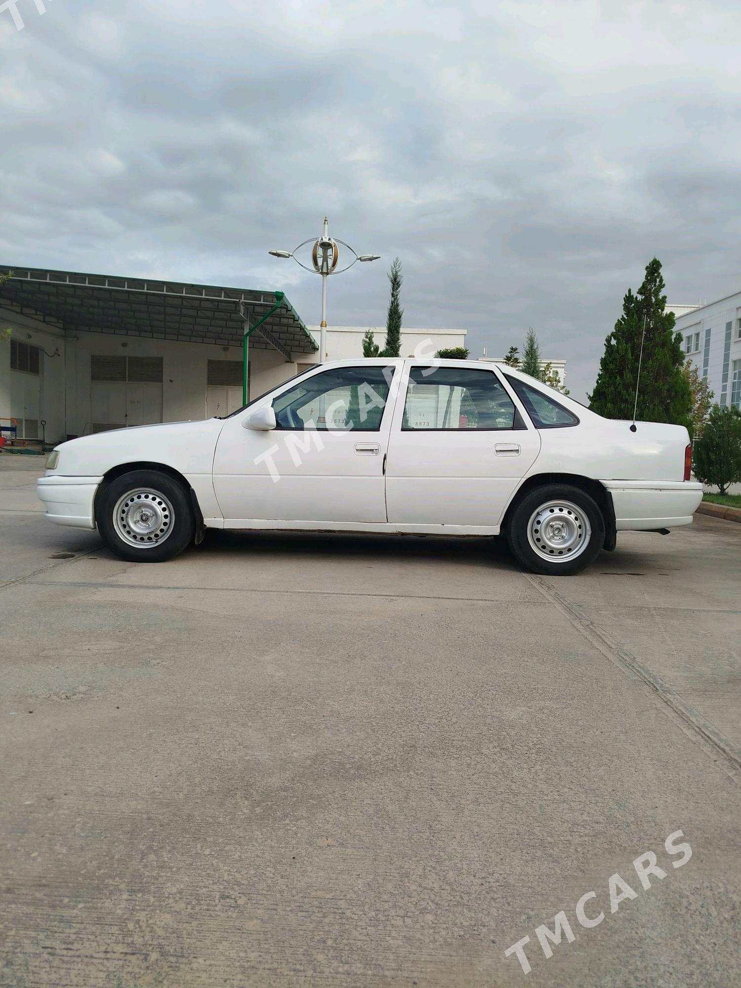 Opel Vectra 1993 - 40 000 TMT - Бабадайхан - img 1