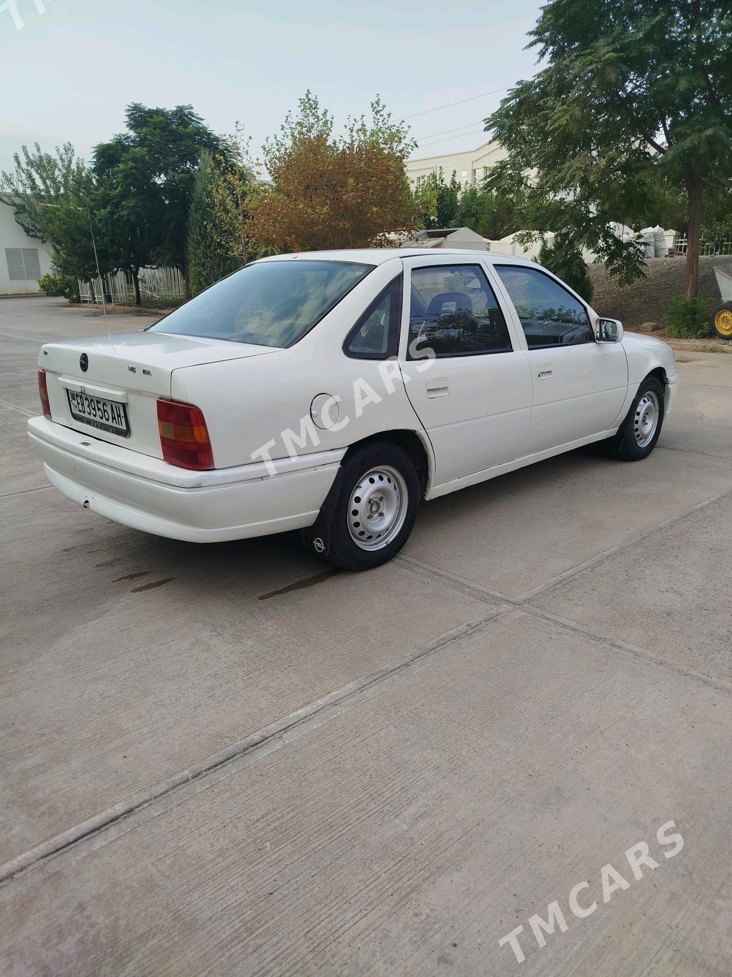 Opel Vectra 1993 - 40 000 TMT - Бабадайхан - img 4