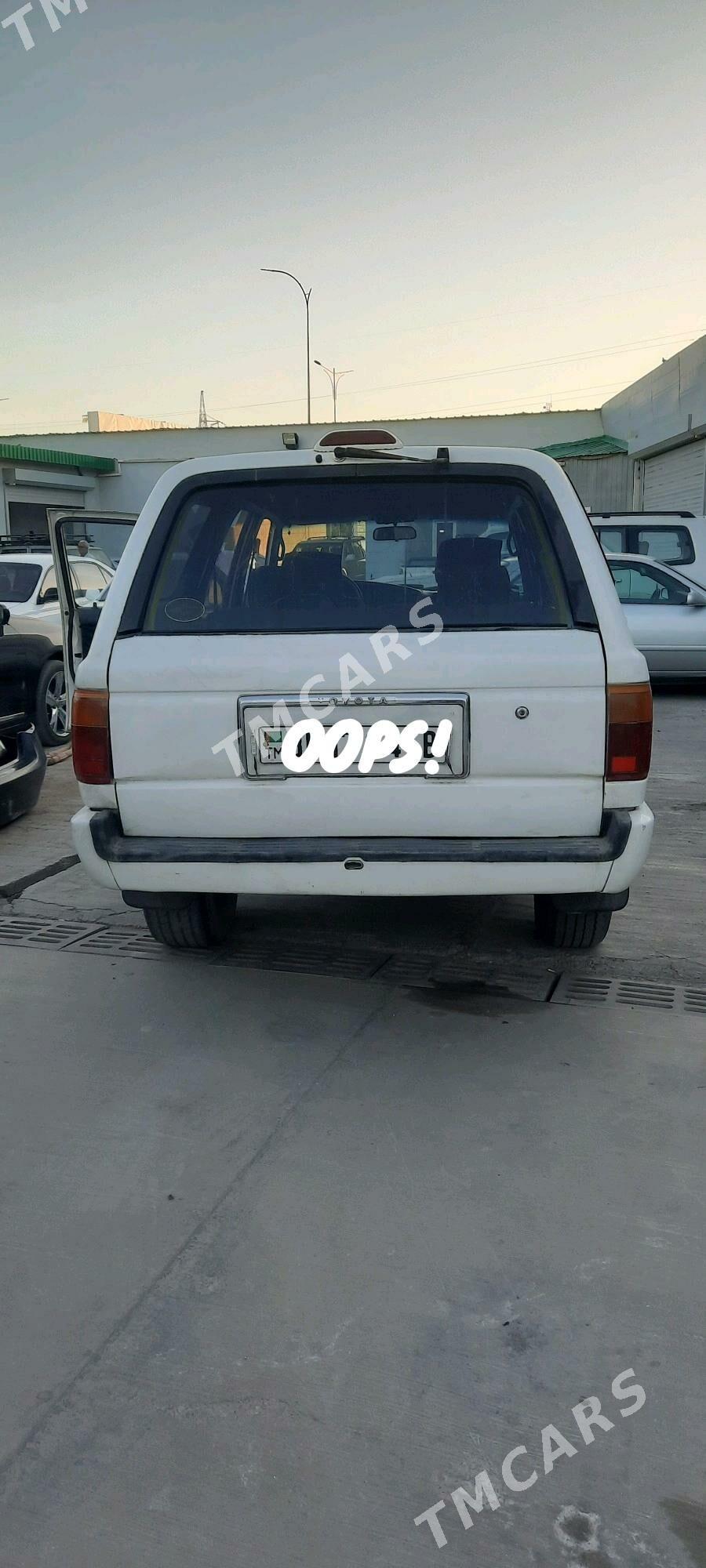 Toyota 4Runner 1995 - 50 000 TMT - Türkmenabat - img 5