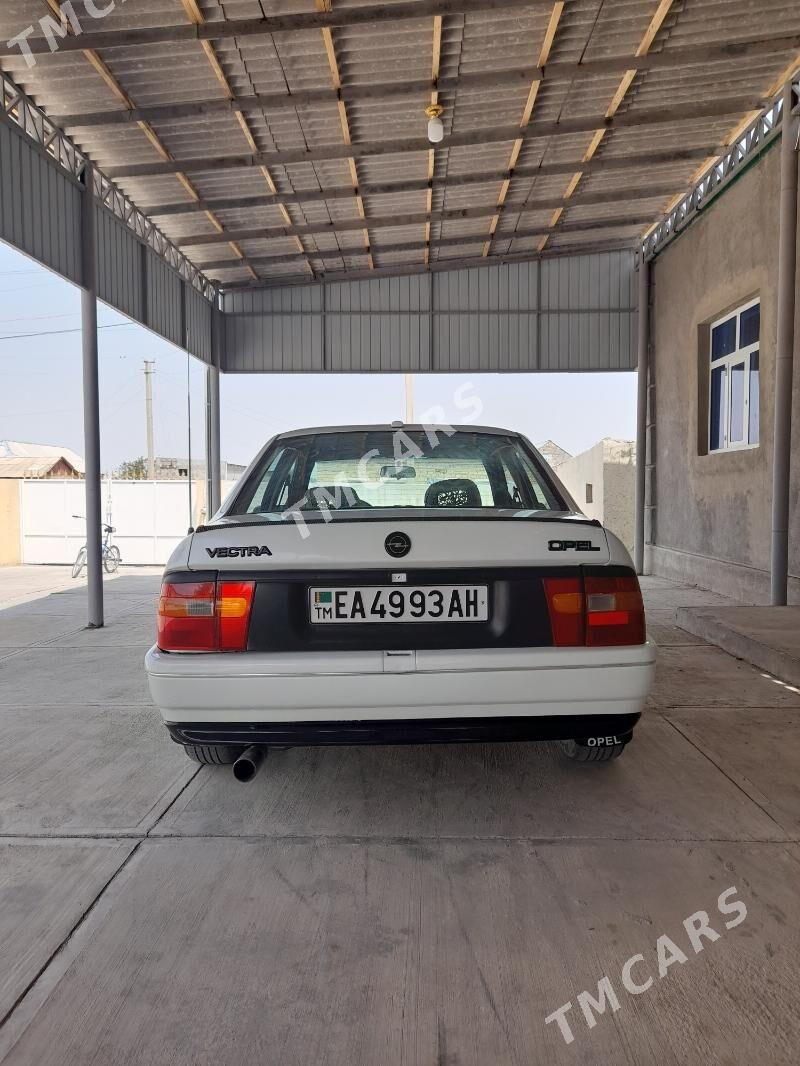 Opel Vectra 1991 - 45 000 TMT - Бахарден - img 4