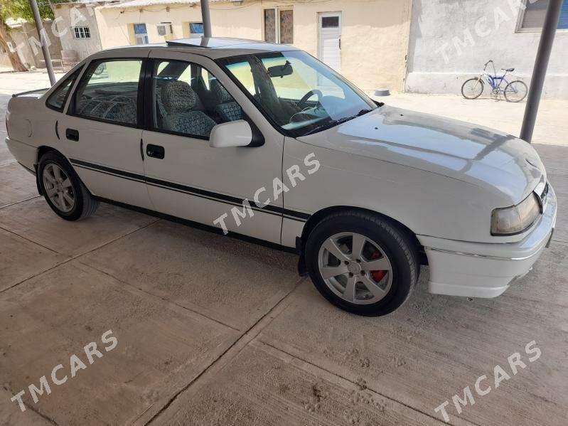Opel Vectra 1991 - 45 000 TMT - Бахарден - img 7