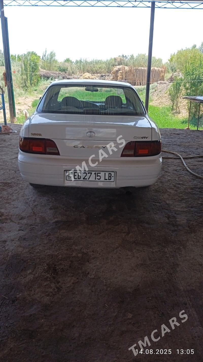 Toyota Camry 1996 - 73 000 TMT - Garabekewül - img 5