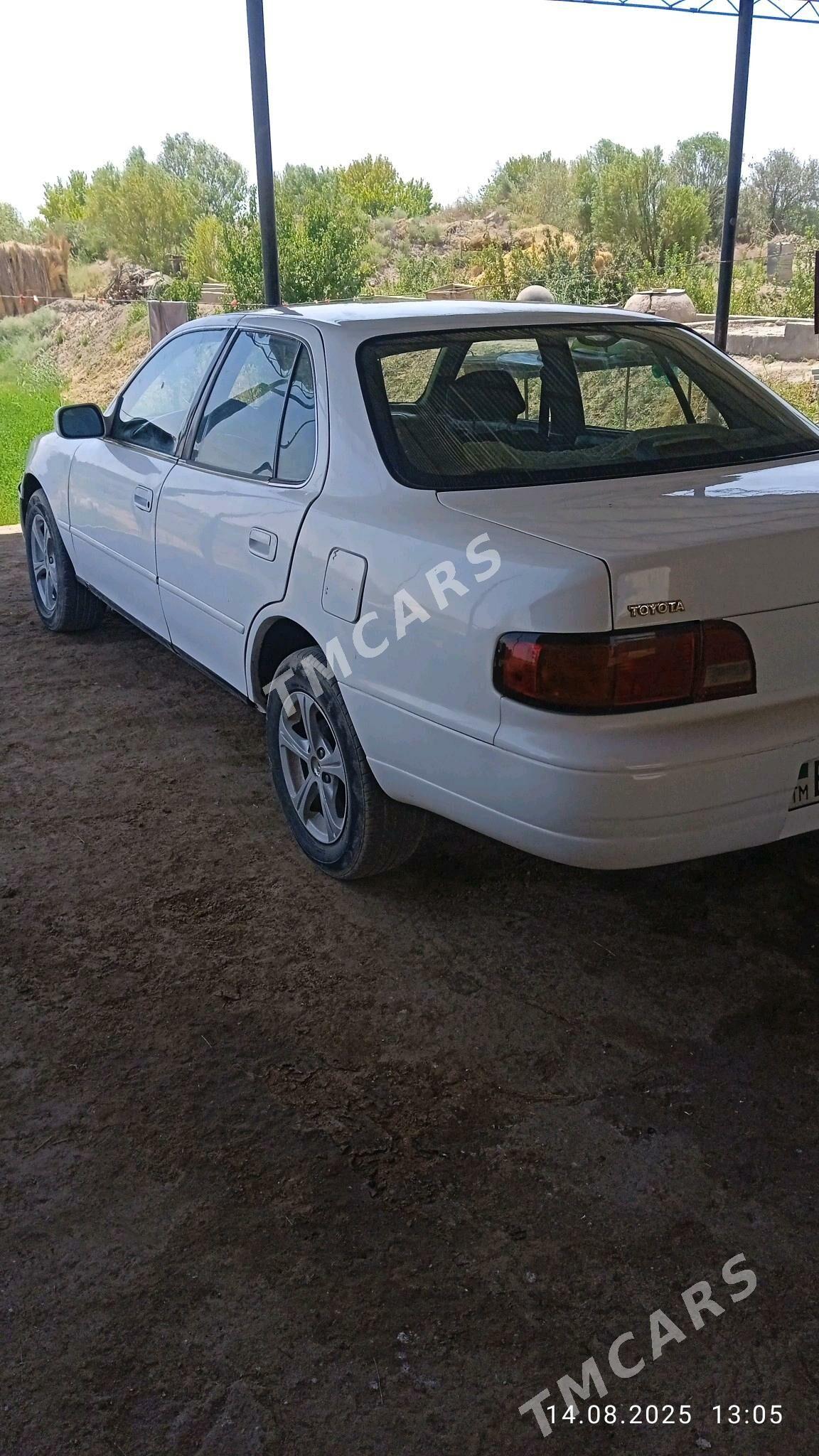 Toyota Camry 1996 - 73 000 TMT - Garabekewül - img 7