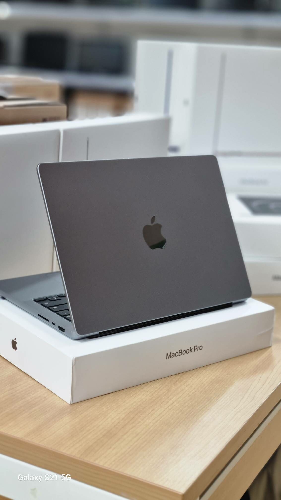 MacBook Pro14/16GB/512GB/M1pro - Ашхабад - img 1