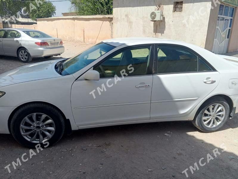 Toyota Camry 2002 - 160 000 TMT - Достлук - img 1