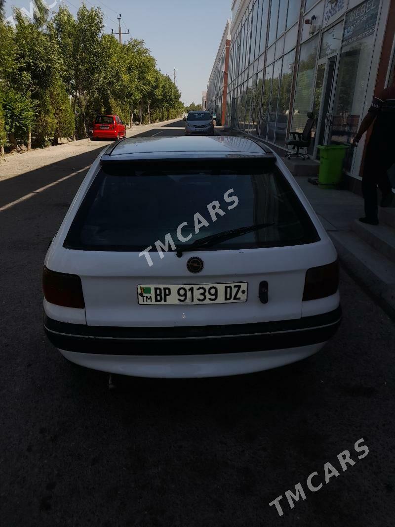 Opel Astra 1993 - 25 000 TMT - Губадаг - img 3