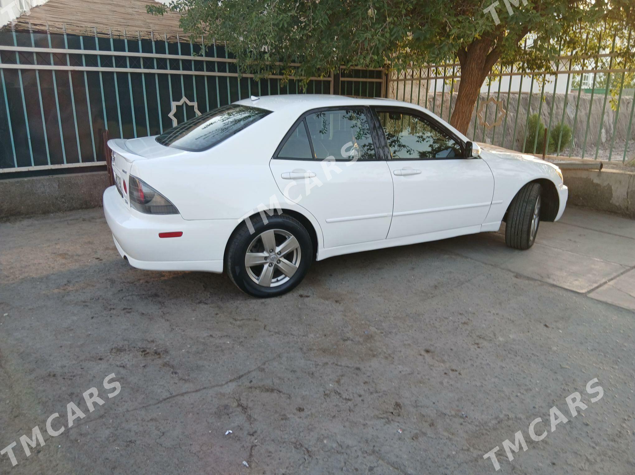 Lexus IS 2003 - 120 000 TMT - Daşoguz - img 3