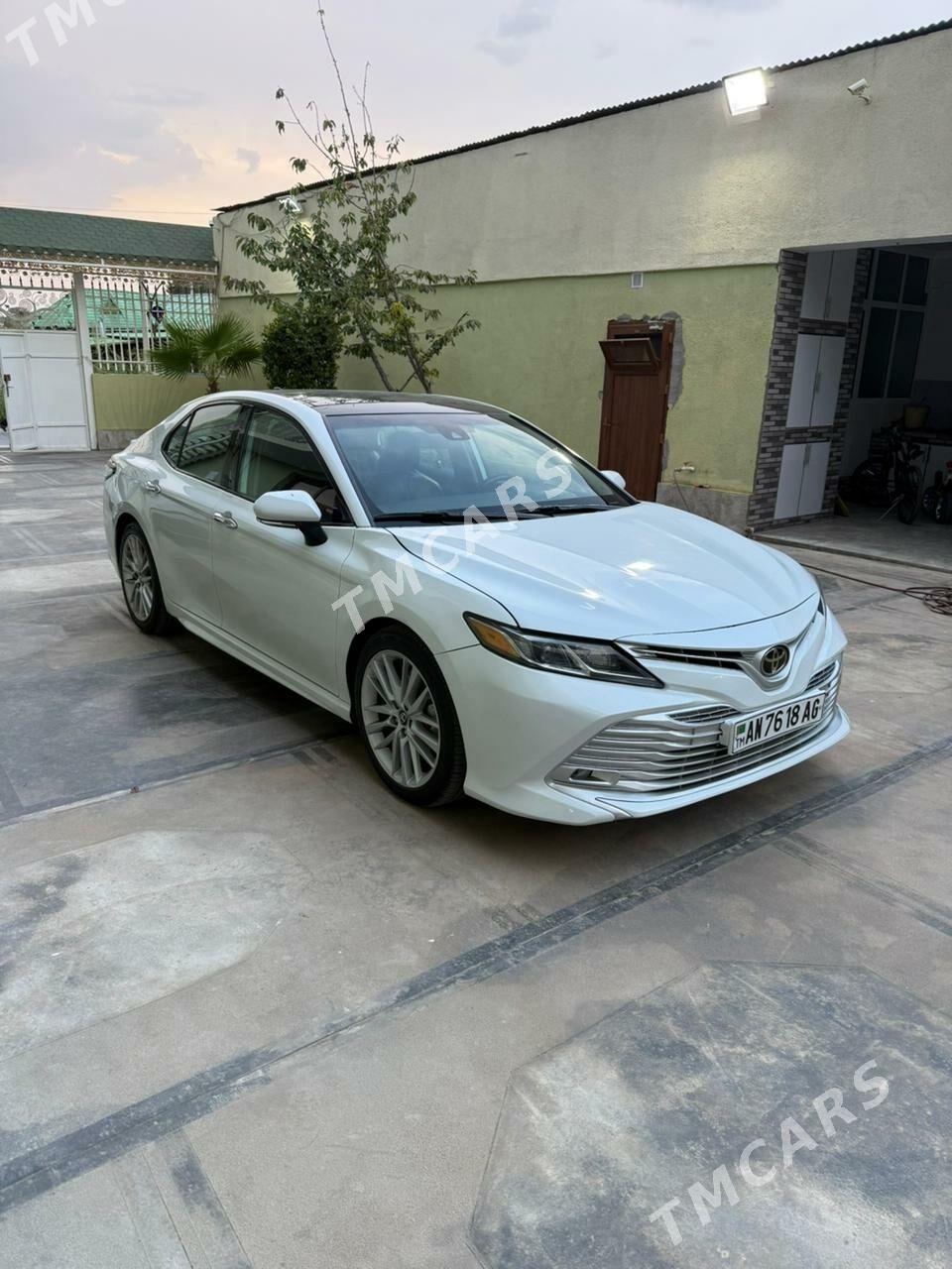 Toyota Camry 2019 - 323 000 TMT - Çehow köç. (A.Nyýazow şaýoly) - img 4